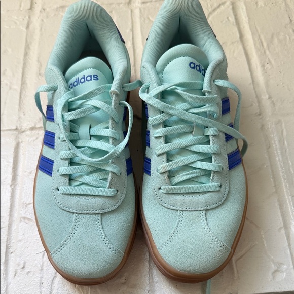 Adidas Light Green Sneakers with Blue Stripes - Picture 2 of 5